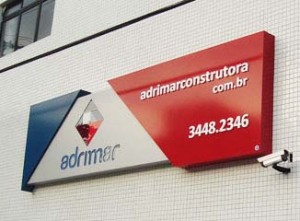 Ideias Criativas na Comunicação Visual placa criativa placas fortaleza.jpg